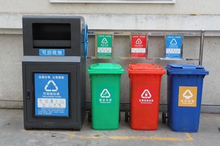上海高中生自制“智能分类垃圾桶” 可自动辨别